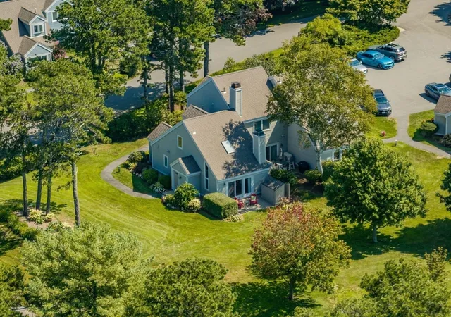 2nd image of 105 Trevor Ln, Brewster, MA 02631