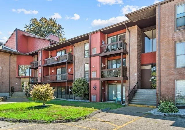 Homes for sale in Taunton, MA | 170 Highland St #101C, Taunton, MA 02780 | MLS# 73545212