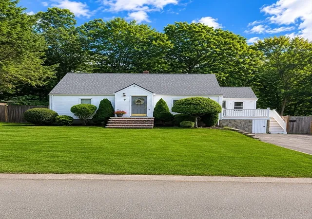 1st image of 9 Guild Rd, Beverly, MA 01915 | MLS# 73557368