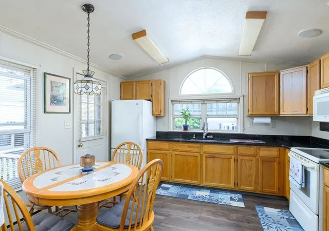 Homes for sale in Auburn, MA | 47 Washington Street #55, Auburn, MA 01501 | MLS# 73525350