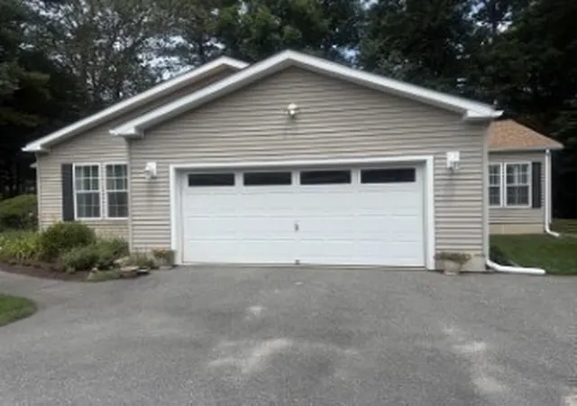 2nd image of 307 Blueberry Circle, Middleboro, MA 02346 | MLS# 73550717