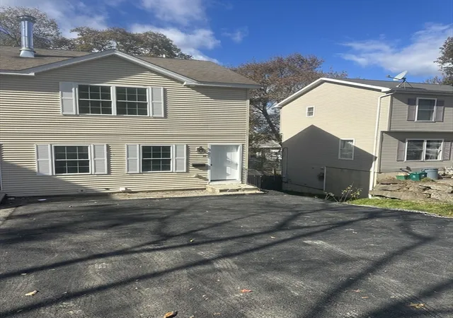 1st image of 33 Denmark St #33, Worcester, MA 01605 | MLS# 73452084