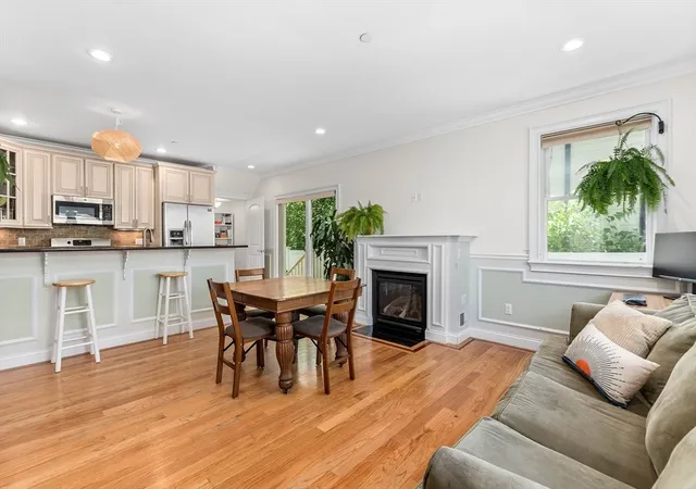 2nd image of 24 Custer St #1, Jamaica Plain, MA 02130 | MLS# 73562910