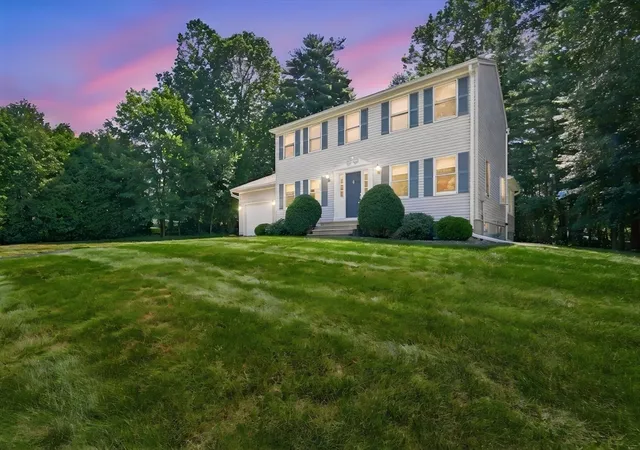 2nd image of 78 Oak Brook Dr, East Longmeadow, MA 01028 | MLS# 73564724