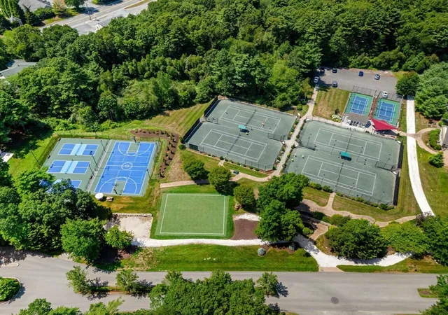 5th image of 2 Golf Cottage Way #2, Mattapoisett, MA 02739 | MLS# 73526569