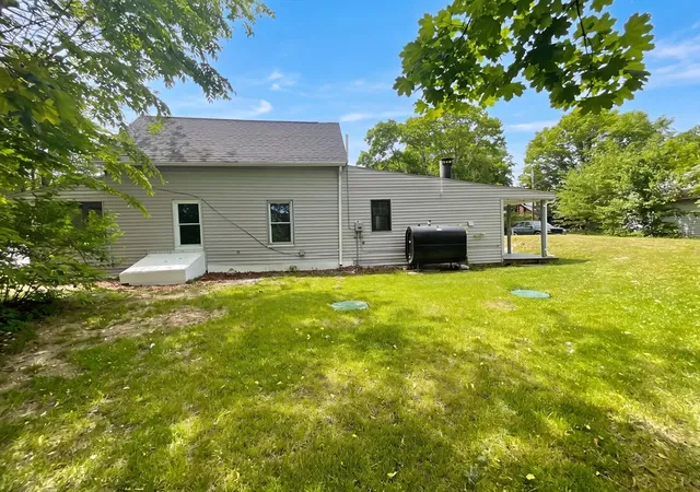 5th image of 361 Tremont St, Taunton, MA 02780 | MLS# 73524250
