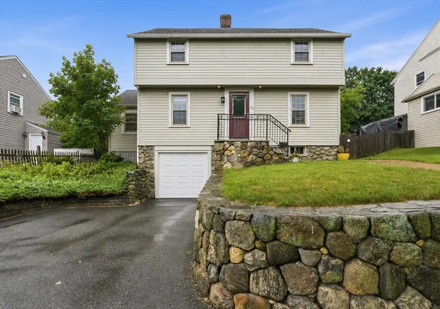 Photo 1 of Single family home for sale at 154 Barnard Rd, Worcester, MA 01605 | MLS# 73546410 | Listing updated on 2026-10-07