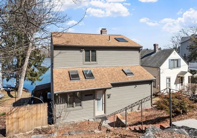 Homes for sale in Worcester, MA | 469 Lake Ave, Worcester, MA 01604 | MLS# 73492326