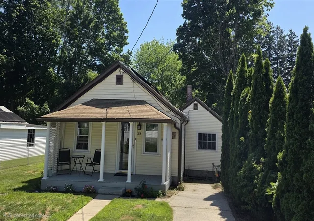 22nd image of 28 Fortier, Somerset, MA 02725 | MLS# 73548851
