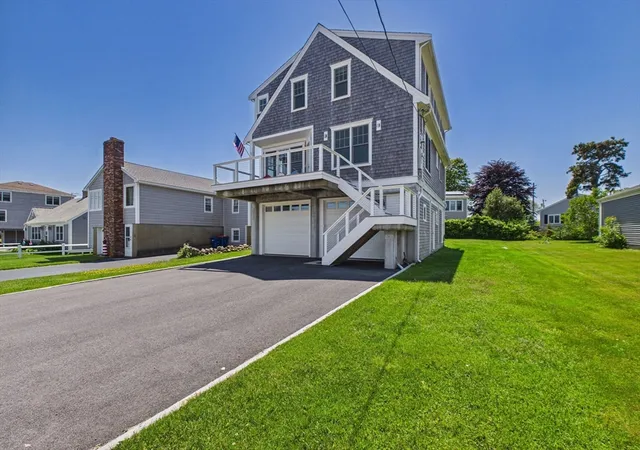 2nd image of 35 Shore Dr, Mattapoisett, MA 02739 | MLS# 73530267