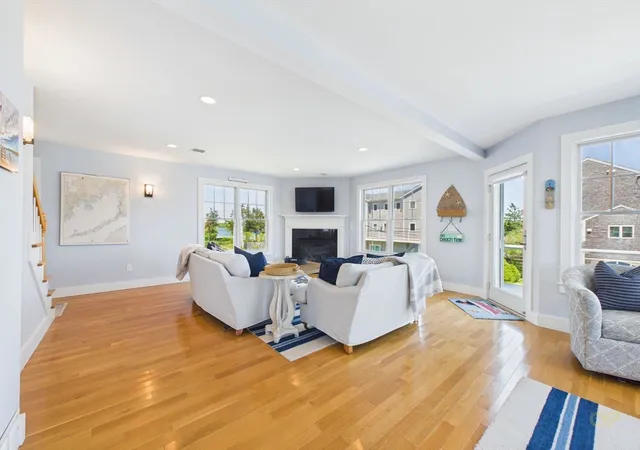 5th image of 35 Shore Dr, Mattapoisett, MA 02739 | MLS# 73530267