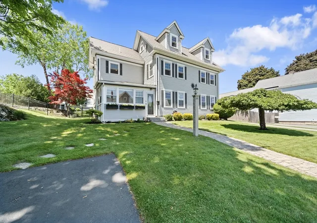 Homes for sale in Woburn, MA | 25 Franklin St, Woburn, MA 01801 | MLS# 73531883