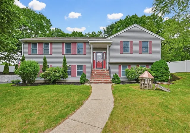 Homes for sale in Lynnfield, MA | 5 Otter Pond Road, Lynnfield, MA 01940 | MLS# 73531659