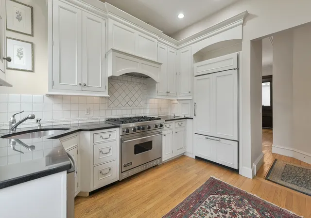 4th image of 317 K St, Boston, MA 02127 | MLS# 73328497