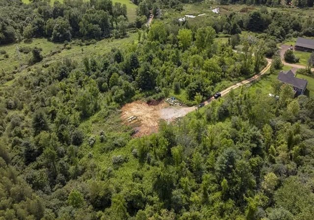5th image of 11 Old West Brookfield Rd, North Brookfield, MA 01535 | MLS# 73564737