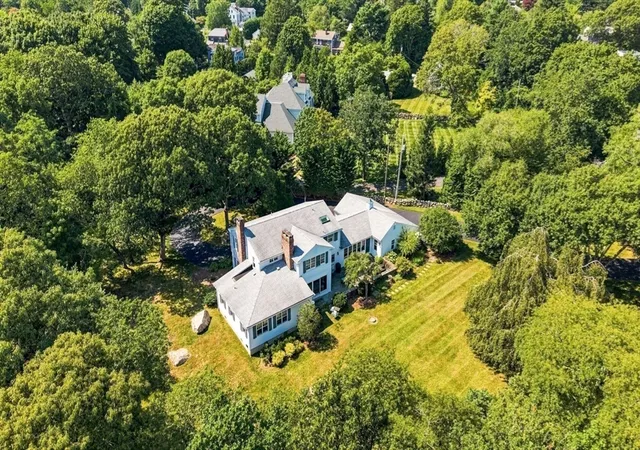 Photo 3 of Sale Pending at 8 W Rockland Farm, South Dartmouth, MA 02748 | MLS# 73563813 | Listing updated on 2026-09-22