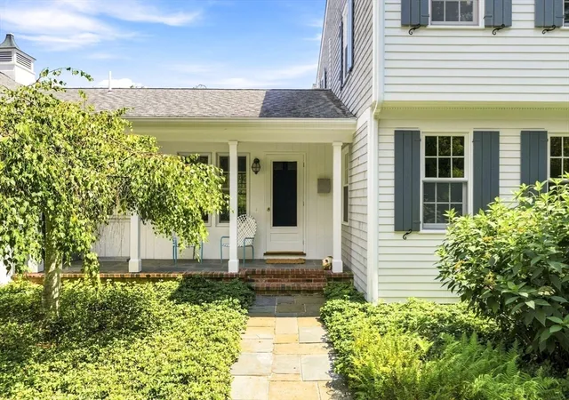 Photo 4 of Sale Pending at 8 W Rockland Farm, South Dartmouth, MA 02748 | MLS# 73563813 | Listing updated on 2026-09-22