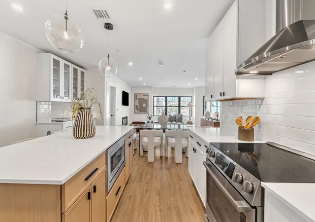 5th image of 20 Audubon Way #309, Canton, MA 02021 | MLS# 73569458