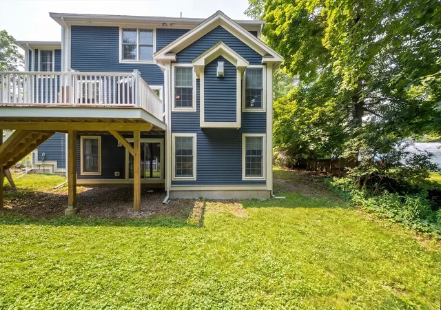 Photo 3 of Single family home for sale at 25 Essex St, Middleton, MA 01949 | MLS# 73561765 | Listing updated on 2026-09-10