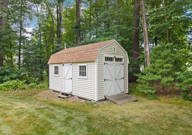 3rd image of 4 Stevens Ter, Merrimac, MA 01860 | MLS# 73559546