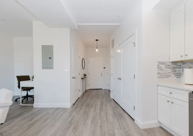3rd image of 92-94 George St #203, Roxbury, MA 02119 | MLS# 73543890
