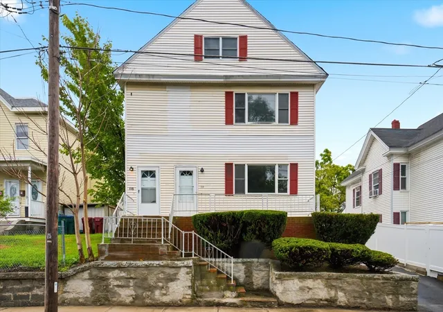 4th image of 113-115 Liberty St, Lowell, MA 01851 | MLS# 73559951