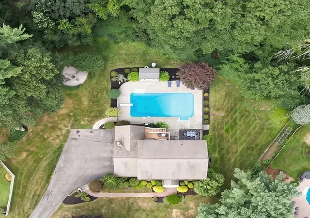 Photo 3 of Sale Pending at 3 Ingalls Way, Middleton, MA 01949 | MLS# 73568197 | Listing updated on 2026-08-27