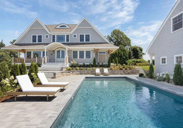 2nd image of 10 High Hill Road, Tiverton, RI 02878 | MLS# 73565201