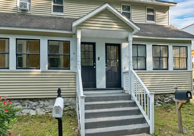 3rd image of 7 9 East River Pl, Methuen, MA 01844 | MLS# 73553180