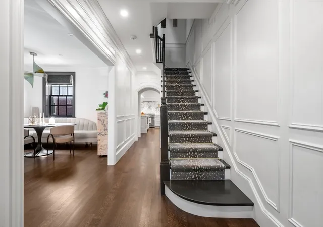 5th image of 19 Charles River Square, Boston, MA 02114 | MLS# 73501398