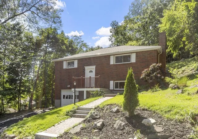Photo 2 of Single family home for sale at 15 Oak Rd, Waltham, MA 02451 | MLS# 73556308 | Listing updated on 2026-09-17