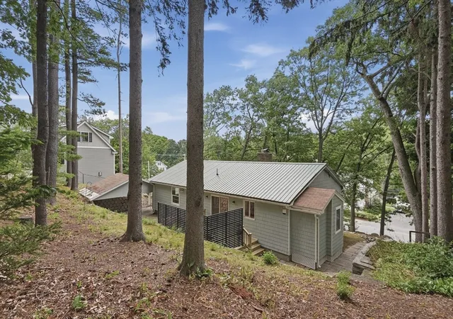 38th image of 334 Rogers St, Lowell, MA 01852 | MLS# 73553305