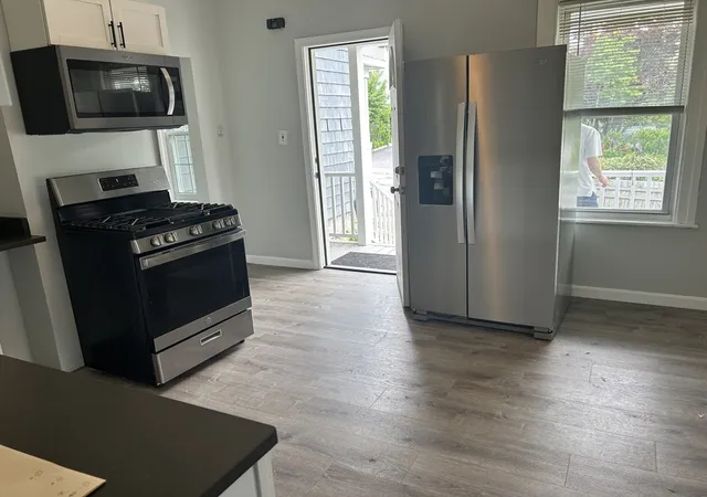 3rd image of 89 Mill St, Worcester, MA 01603 | MLS# 73562008