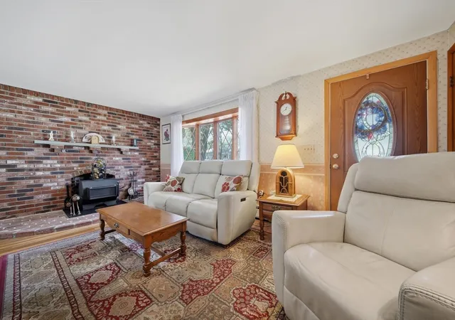 Photo 4 of Single family home for sale at 6 Marcus Rd, Wilmington, MA 01887 | MLS# 73569039 | Listing updated on 2026-08-31