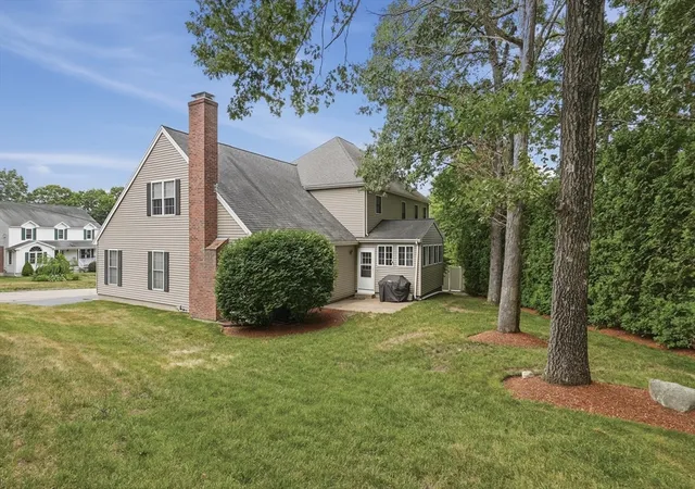 3rd image of 4 Frank Dr, Milford, MA 01757 | MLS# 73549670