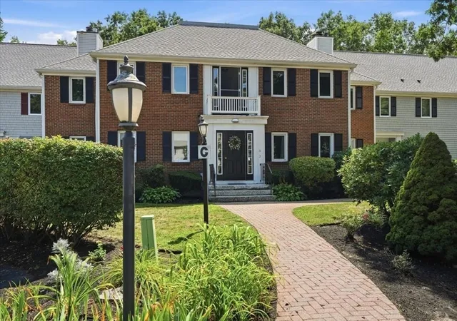 Photo 2 of Condo for sale at 225 Lincoln St #G4, Duxbury, MA 02332 | MLS# 73568665 | Listing updated on 2026-10-04