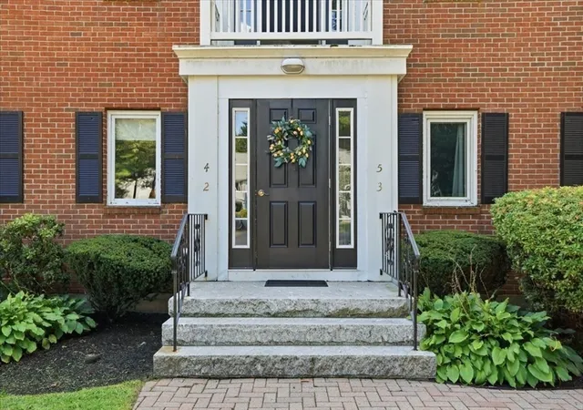 Photo 3 of Condo for sale at 225 Lincoln St #G4, Duxbury, MA 02332 | MLS# 73568665 | Listing updated on 2026-10-04