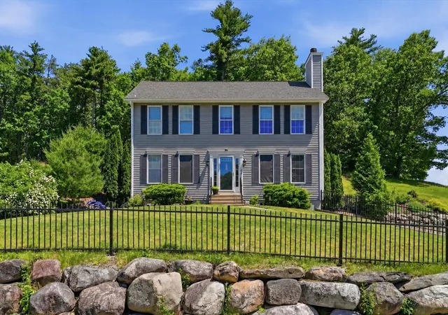 2nd image of 67 Hidden Rd, Dracut, MA 01826 | MLS# 73541038