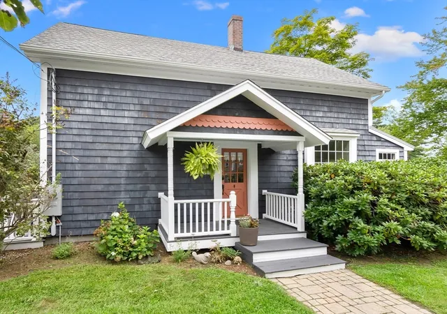 Single family home for sale at 52 Bridge St, Hamilton, MA 01982 | MLS# 73568763