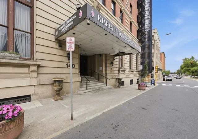 2nd image of 140 Chestnut St #604, Springfield, MA 01103 | MLS# 73564696