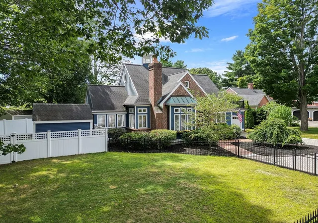 3rd image of 43 Ferry Rd, Newburyport, MA 01950 | MLS# 73424092
