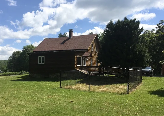Homes for sale in Sturbridge, MA | 62 River Rd, Sturbridge, MA 01566 | MLS# 73535481