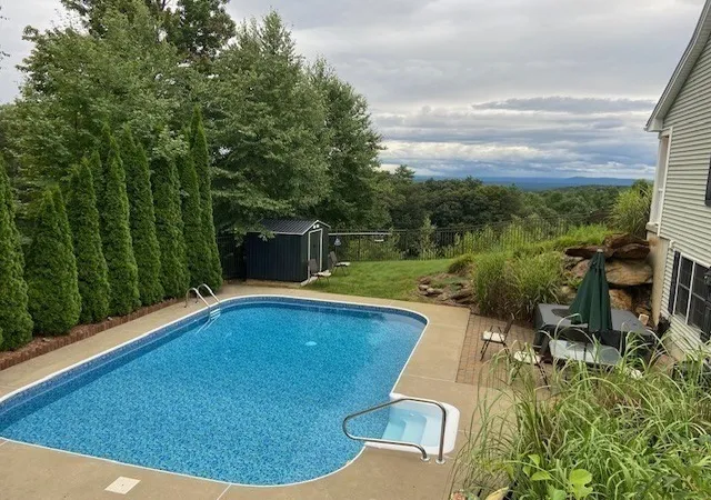 2nd image of 17 Lexington Dr, Belchertown, MA 01007 | MLS# 73525784