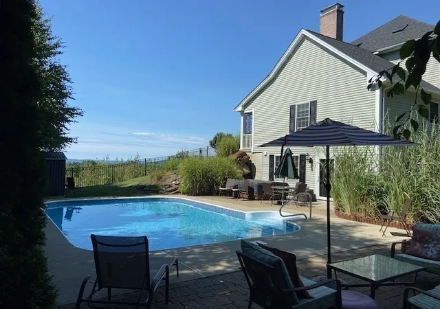 3rd image of 17 Lexington Dr, Belchertown, MA 01007 | MLS# 73525784