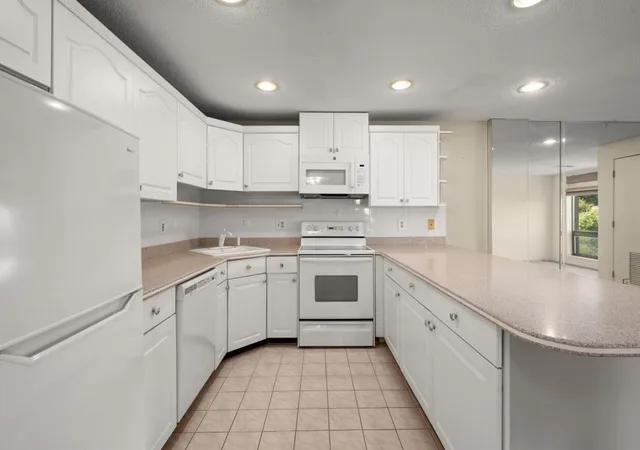 2nd image of 59 Vly, Medford, MA 02155