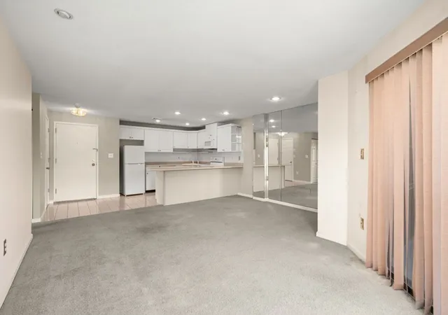 4th image of 59 Vly, Medford, MA 02155