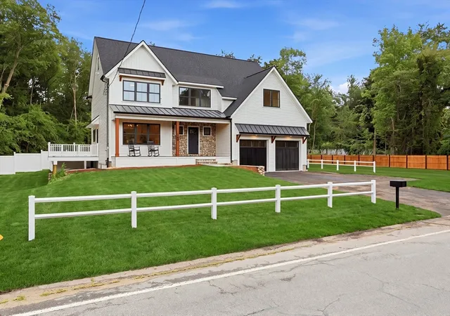 1st image of 158 Lake St, Wilmington, MA 01887 | MLS# 73565105