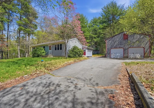 2nd image of 6 Bayview Avenue, Berkley, MA 02779 | MLS# 73516097