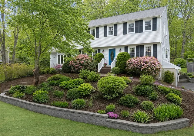 Photo 1 of Single family home for sale at 9 Hl Dale Rd, Plymouth, MA 02360 | MLS# 73521790 | Listing updated on 2026-08-27