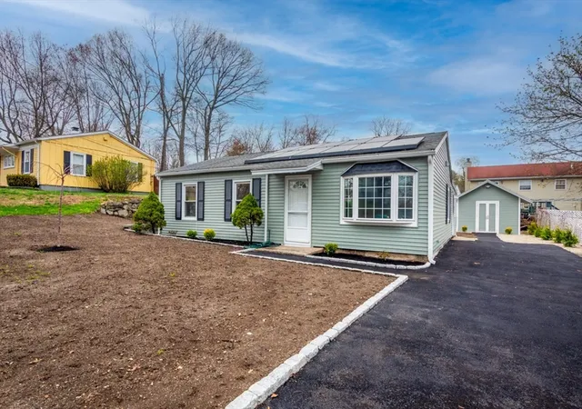 1st image of 101 Laurie Ln, Lowell, MA 01854 | MLS# 73504849